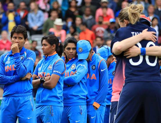 ये मायूस चेहरे बयां करते हैं, हमसे कहीं ज्यादा दुख इन 'शेरनियों' को है