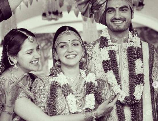 पति के साथ Babymoon मना रहीं हैं हेमा की बेटी ऐषा, शेयर कीं PHOTOS⁠⁠⁠⁠