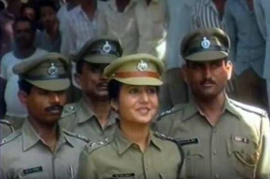 किसी पर बनी फिल्म तो किसी पर हो रहा है रिसर्च, ये हैं देश की 10 बेमिसाल महिला IAS-IPS अफसर