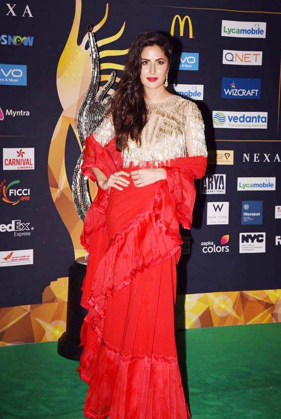 IIFA: कटरीना, आलि‍या, दीया के स्टाइल ने किया इंप्रेस