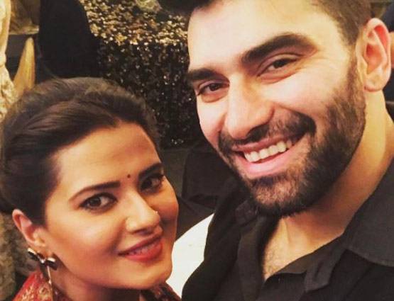 महाभारत के कर्ण की बहू है ये एक्ट्रेस, पर्दे पर नहीं रोमांस की इजाजत