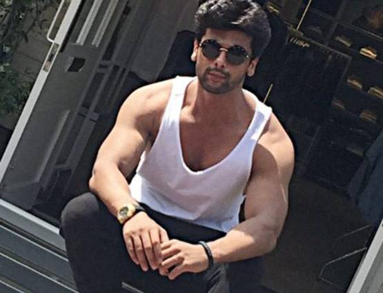 महादेव से पीछे रह गए 'कुमकुमभाग्य के अभि', जानें एक एपिसोड की FEES