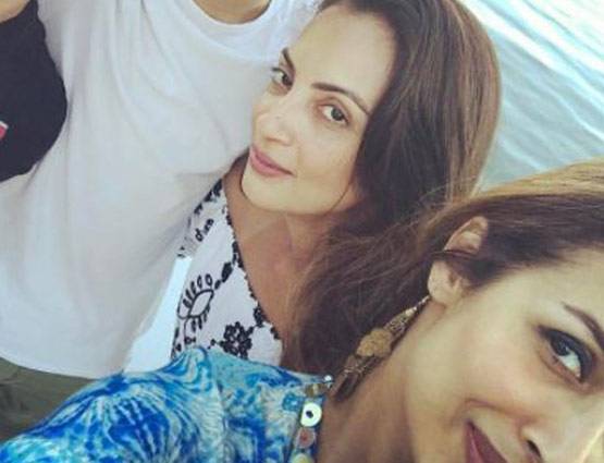 अरबाज से लिया तलाक लेकिन देवरानी के साथ घूम रही हैं मलाइका