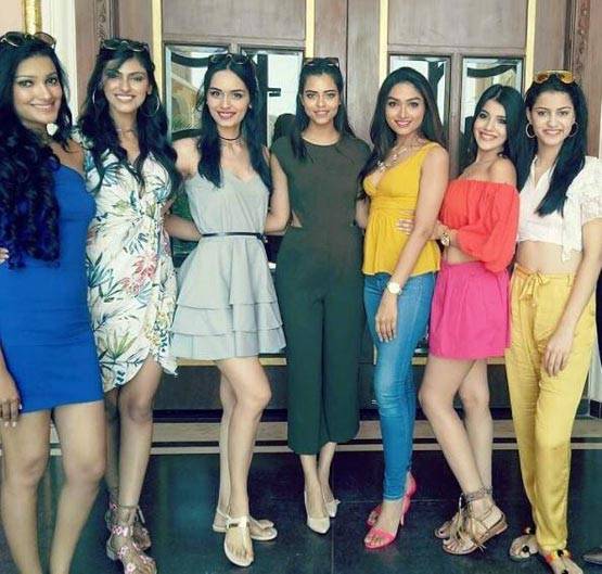 MBBS स्टूडेंट हैं मिस वर्ल्‍ड मानुषी, एक साल के ल‍िए छोड़ दी थी पढ़ाई