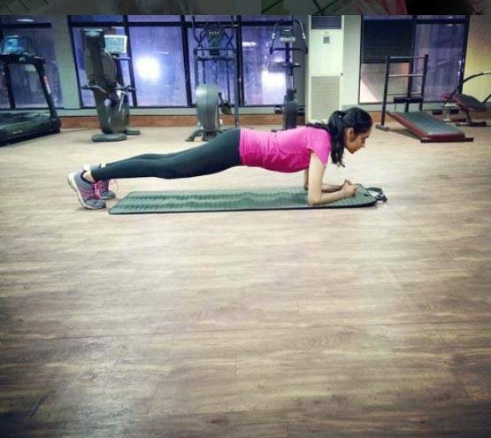 MBBS स्टूडेंट हैं मिस वर्ल्‍ड मानुषी, एक साल के ल‍िए छोड़ दी थी पढ़ाई