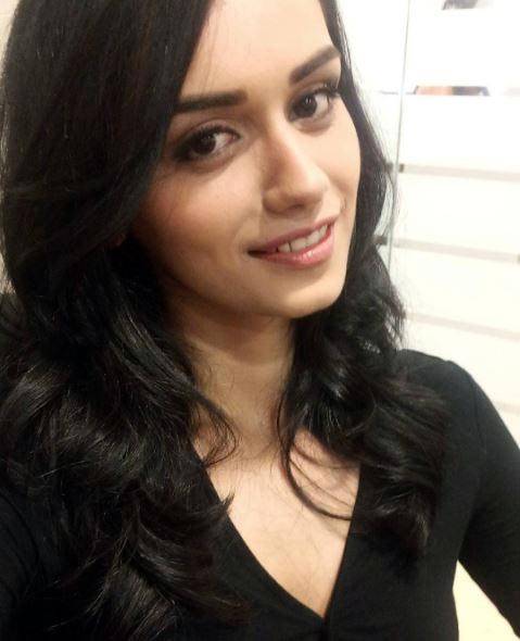 MBBS स्टूडेंट हैं मिस वर्ल्‍ड मानुषी, एक साल के ल‍िए छोड़ दी थी पढ़ाई