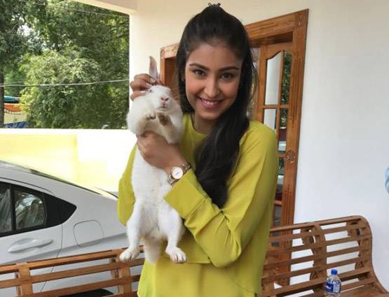 खुलासा: बिग बॉस 11 में 'शाहरुख की बेटी' से भि‍ड़ेगी Dhinchak Pooja