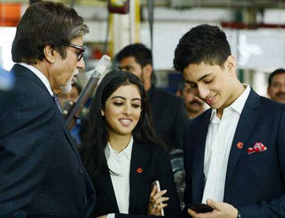 दोस्त के साथ नव्या की तस्वीर हुई थी वायरल, अमिताभ ने दी ये सलाह