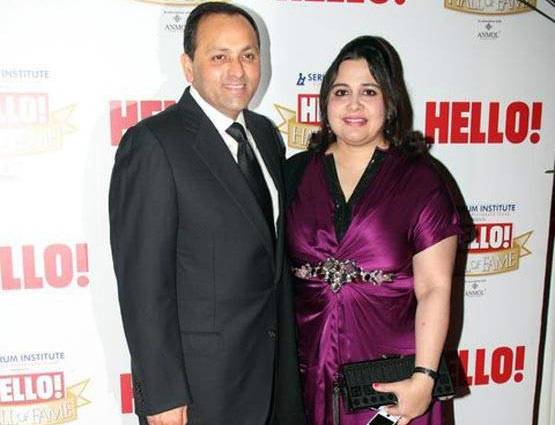 नीता अंबानी के साथ जश्न मनाते इस शख्स का फोटो हुई थी वायरल, मुकेश अंबानी के हैं बेहद करीब