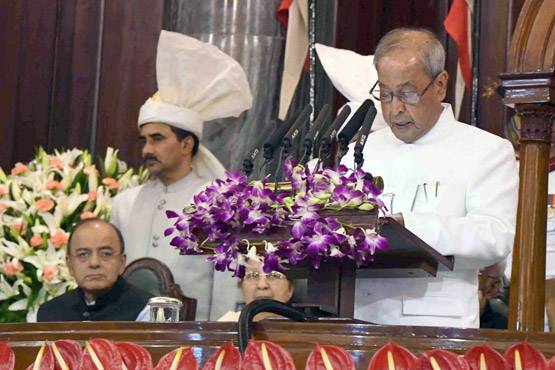 जीएसटी पर मिडनाइट मेगा शो की 10 यादगार तस्वीरें