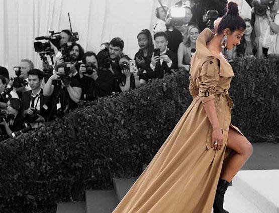 कभी बिकिनी की Adjust,कभी पूल में RELAX,वायरल हुई थी प्रियंका की Photos