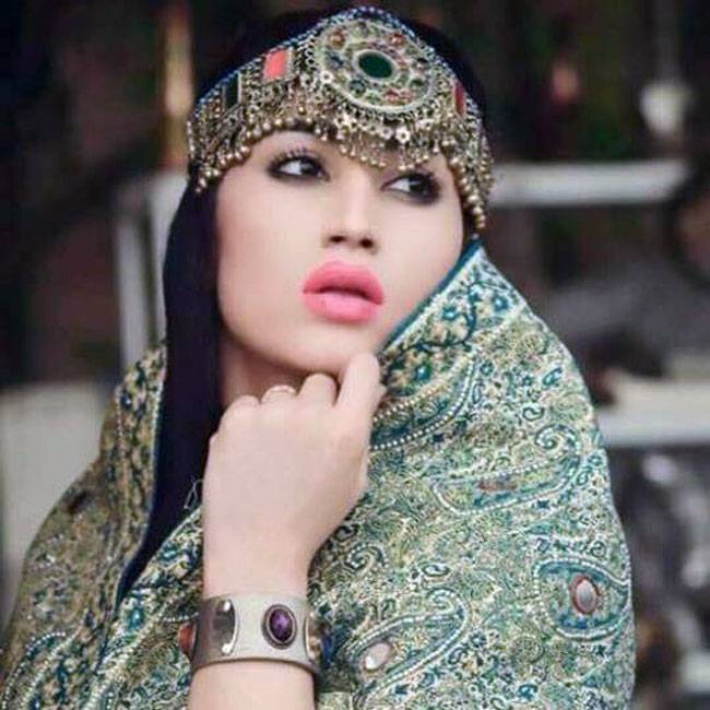 पीएम मोदी को धमकी देने वाली पाक मॉडल कंदील बलोच की आज के दिन की गई थी हत्या, देखें तस्वीरें