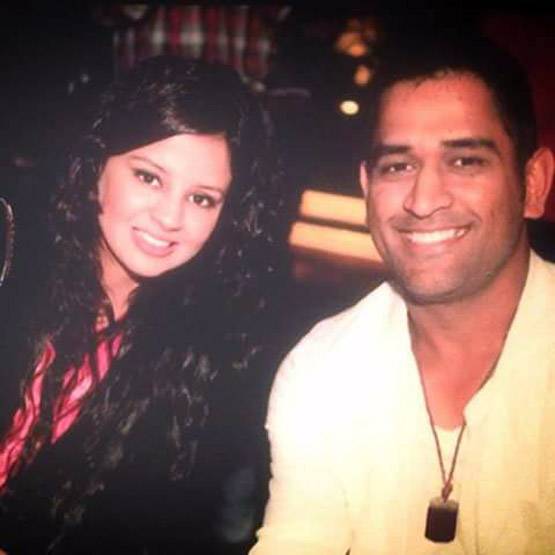 जानें- खुद से 7 साल छोटी साक्षी से धोनी को कैसे हुआ था प्यार