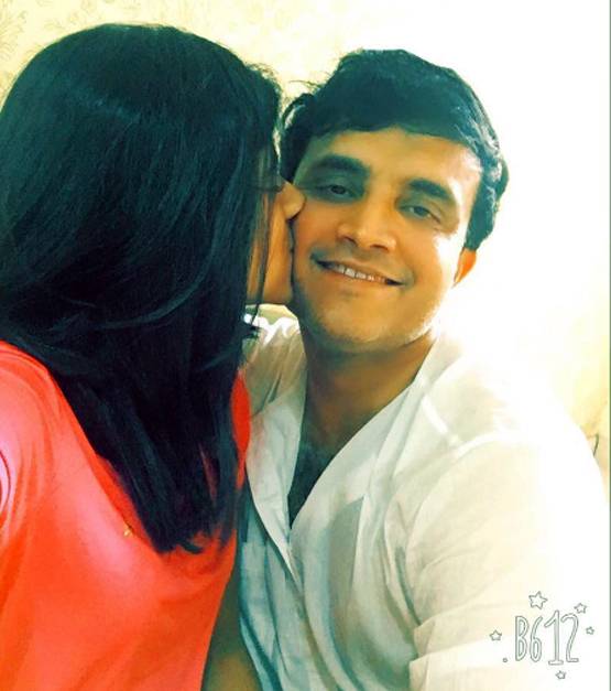 45 के हुए सौरव गांगुली, देखें बेटी सना के साथ खूबसूरत PHOTOS