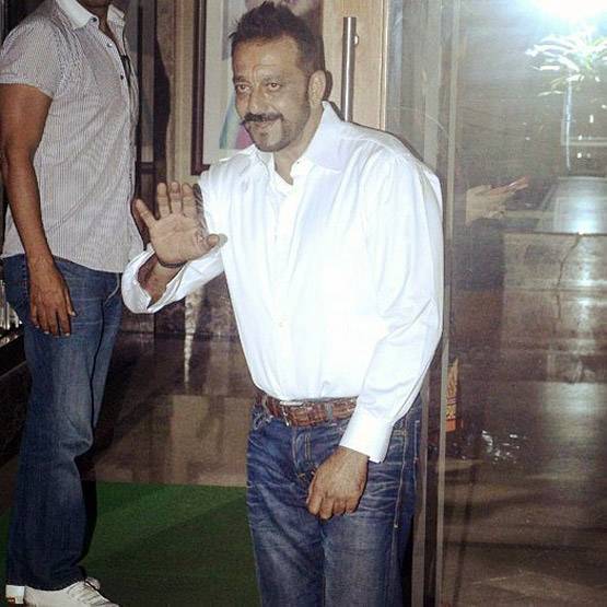 नशे में धुत्त जब श्रीदेवी के चेंजिंग रूम में घुस गए थे संजय दत्त