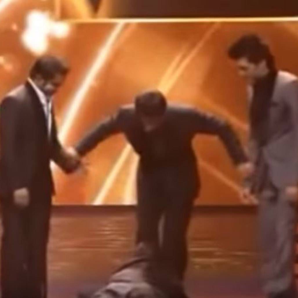 नशे में IIFA के स्टेज पर आए थे फिरोज खान, एक्ट्रेस के साथ की ये हरकत