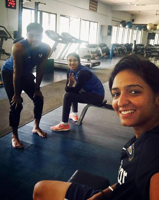 इस क्रिकेटर की आंखों के दीवाने हुए फैंस, दिशा पटानी छोड़ इन्हें बताया क्रश