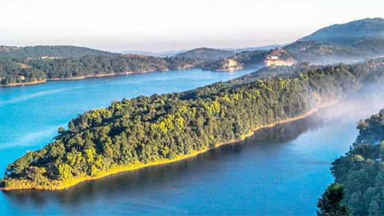 ये शहर हैं भारत के स्कॉटलैंड और वेनिस, इनकी खूबसूरती देखते रह जाएंगे