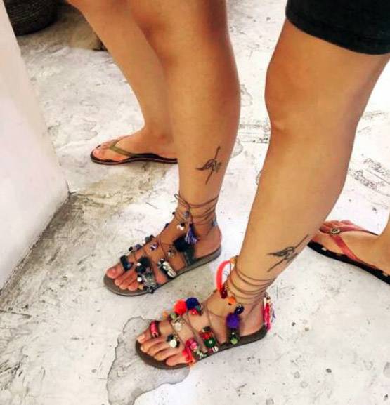 फिल्मों में Sexy दिखाए जाने पर किया था कमेंट, Beach पर यूं दिखीं तापसी