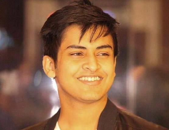 ये है महेश मांजरेकर का बेटा, सलमान ने ली थी इस फिल्म के लिए मदद