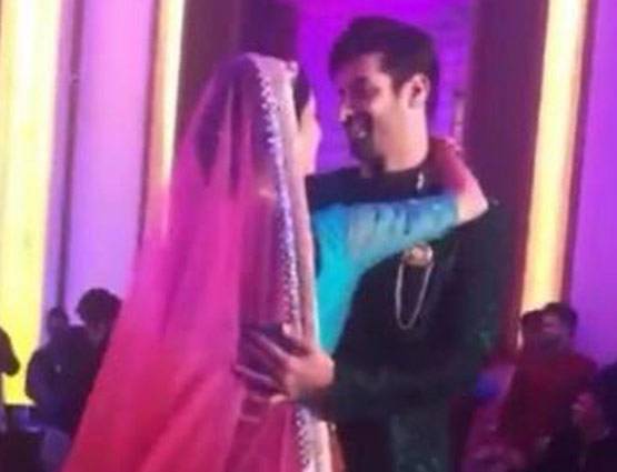 PHOTOS:'महादेव' की पार्वती ने बॉयफ्रेंड से की सगाई, 9 साल से था अफेयर