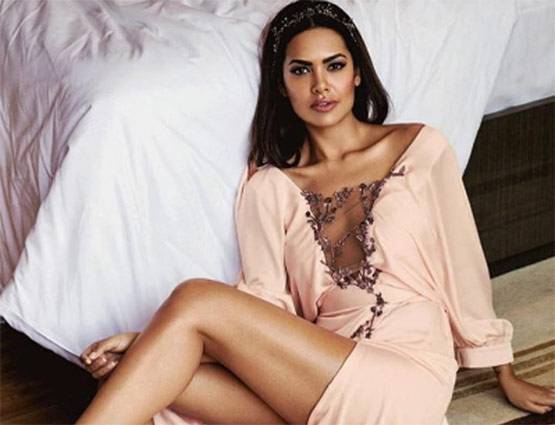 Nude तस्वीरें शेयर करने वालीं ईशा गुप्ता का खुलासा, 'काली' कहते थे लोग