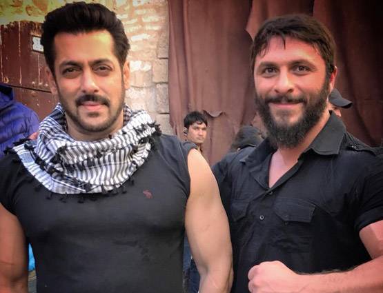 अबू धाबी में हो रही है टाइगर जिंदा है की शूटिंग, PHOTOS VIRAL