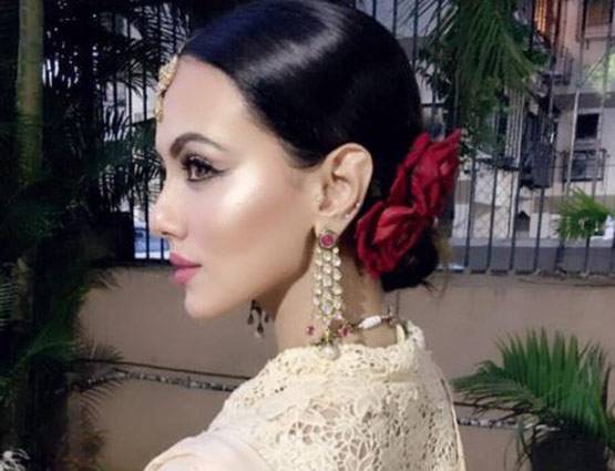 मदीना में पहना था हिजाब, इस एक्ट्रेस के गले लगाने से हिचके सलमान खान