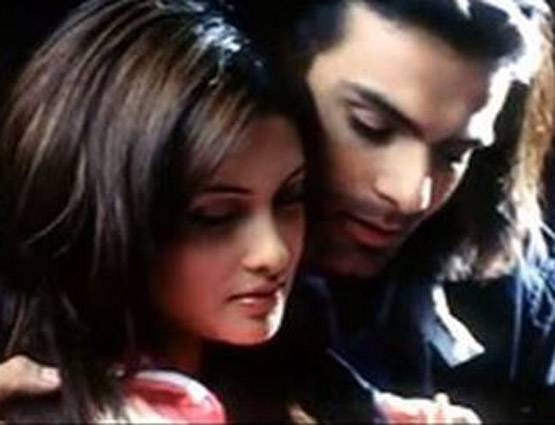 इस क्रिकेटर से होने वाली थी रिया की शादी, सलमान रूश्दी से भी रहा चुका है रिश्ता