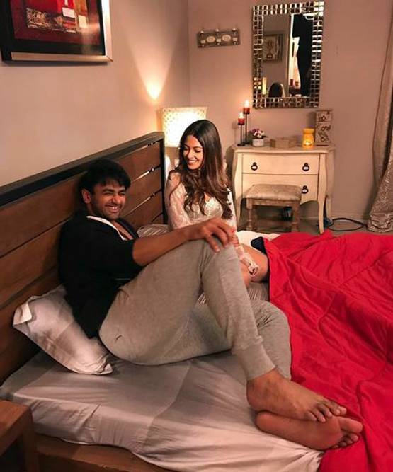 जब रिया सेन ने साथी कलाकार की पैंट उतार दी, आगे जो हुआ...