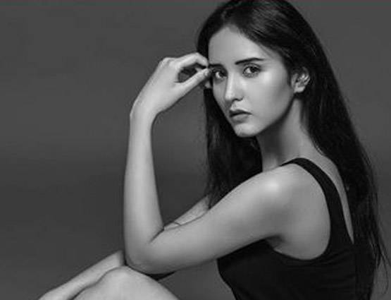 ये सुपरमॉडल बनी IIM-A की स्‍टूडेंट, ऐसे किया CAT क्‍लीयर