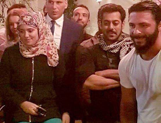 अबू धाबी में हो रही है टाइगर जिंदा है की शूटिंग, PHOTOS VIRAL