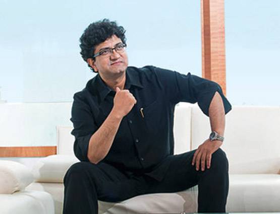 इन विज्ञापनों से लाइमलाइट में आए थे प्रसून, अभी इस कंपनी के CEO हैं