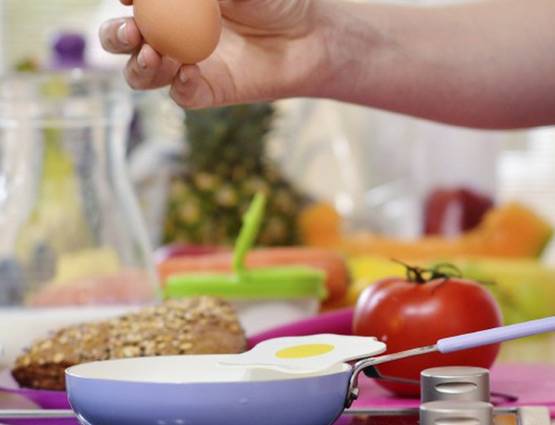 प्रेग्नेंसी में हर दिन एक अंडा क्यों खाना चाहिए, जानें फायदे...