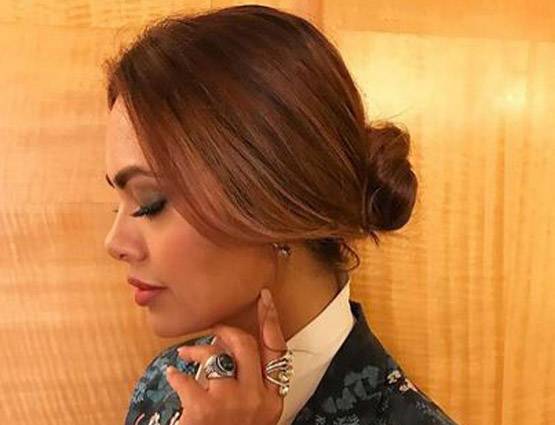 ईशा गुप्ता ने एक बार फिर शेयर की अपनी बोल्ड PHOTO