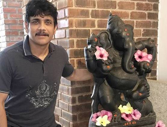 केबीसी होस्ट कर चुके इस एक्टर की वजह से आज भी सिंगल हैं तब्बू