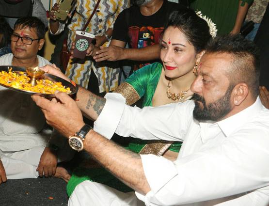 फिल्म के लिए बप्पा की शरण में आए संजय दत्त, हरे रंग की साड़ी में छाईं मान्यता