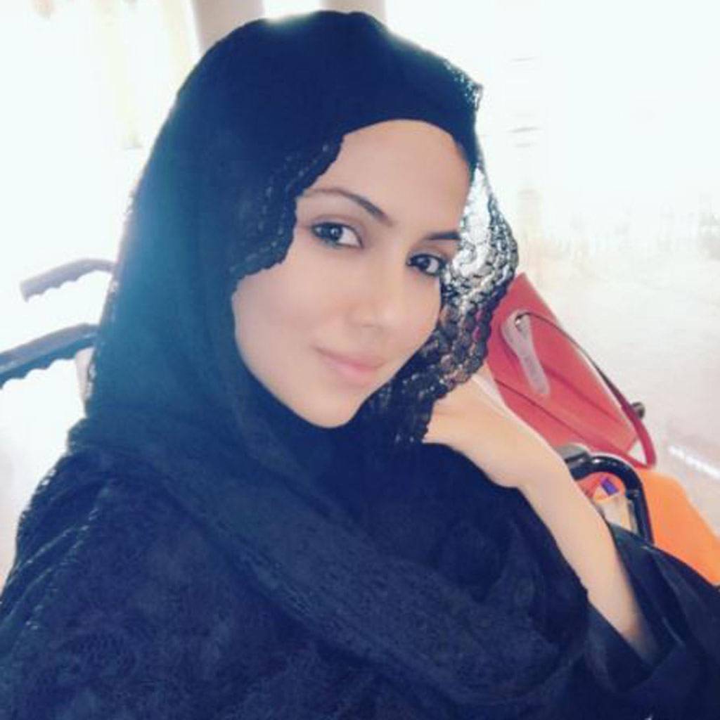 मदीना में पहना था हिजाब, इस एक्ट्रेस के गले लगाने से हिचके सलमान खान