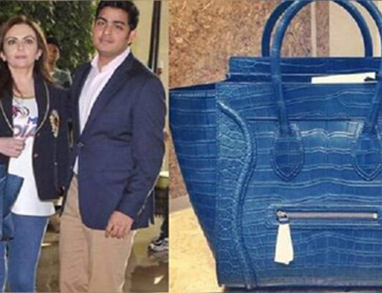 प्राइवेट जेट और फरारी से महंगा फोन है नीता अंबानी के पास, कीमत सुनकर उड़ जाएंगे आपके होश...