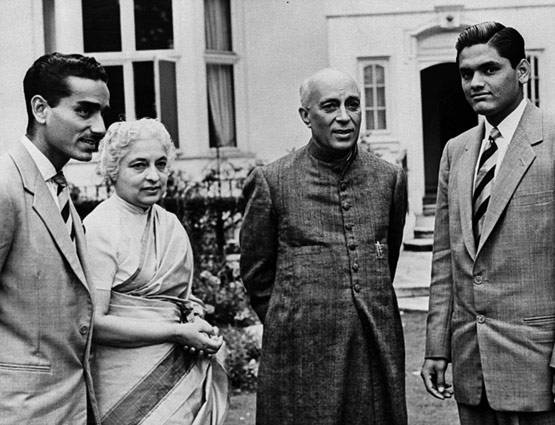 नेहरू की बहन विजयालक्ष्‍मी करती थीं सैयद से प्‍यार, नहीं हो पाई शादी!