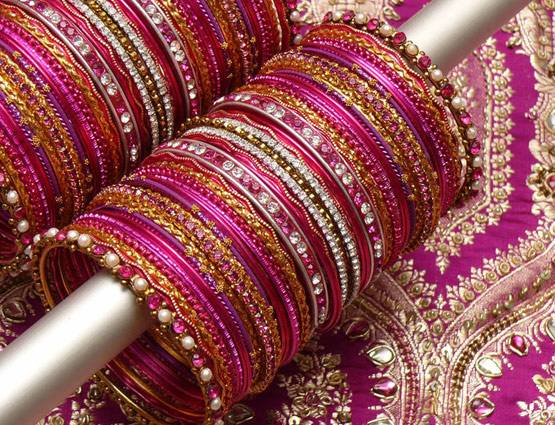 हरतालिका तीज पर करें 16 श्रृंगार, अखंड सौभाग्य का मिलेगा वरदान