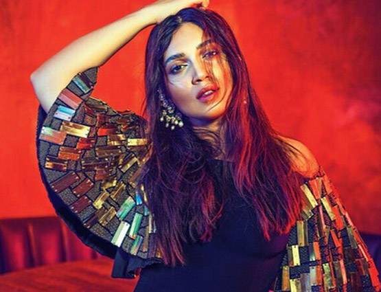 3 फिल्में कर बनाया 100 करोड़ी टॉयलेट, क्या 100 करोड़ के क्लब की गारंटी है ये एक्ट्रेस