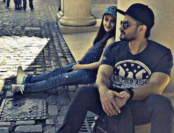 प्रेग्नेंसी में काफी एक्टिव हैं सोहा, शेयर करती हैं बेबी बंप की PHOTOS