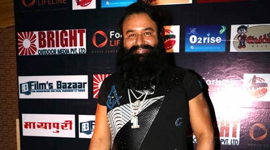 राम रहीम की 28 साल पुरानी PHOTO, पत्नी और बच्चे भी साथ में