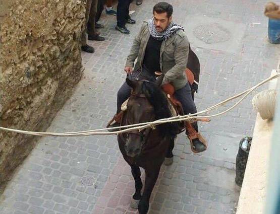 अबू धाबी में हो रही है टाइगर जिंदा है की शूटिंग, PHOTOS VIRAL