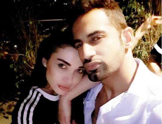 कभी दीपिका पादुकोण का बॉयफ्रेंड था ये एक्टर, इंटीमेट PHOTO हुई थी VIRAL