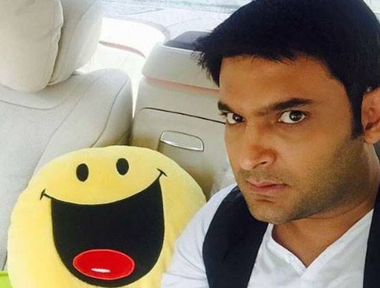 लगातार विवादों में फंसे हैं कपिल शर्मा, आजमा सकते हैं ये 5 सूत्री टोटका