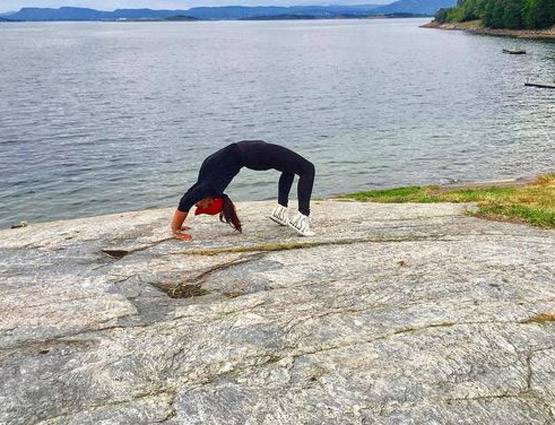 फैमिली के साथ हॉलीडे पर हैं अश्म‍ित-महक, क्या शादी की है PLANNING