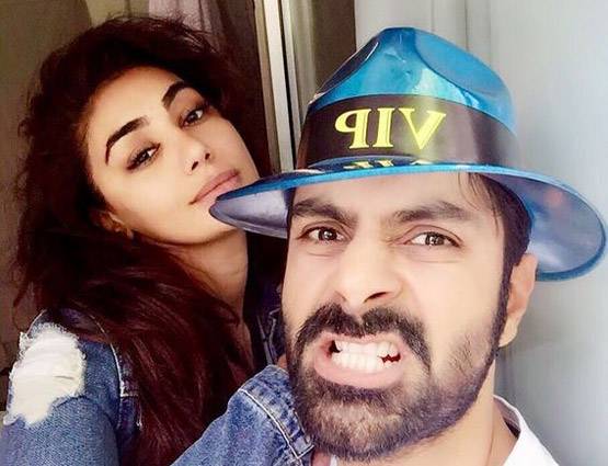 रिया सेन का सेक्स वीडियो हुआ था लीक, अश्मित पटेल के साथ दिखीं INTIMATE