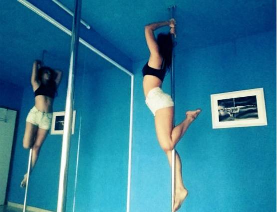 मां के साथ से पोल डांसर बनी ये मुस्लिम लड़की, डिप्रेशन को दी मात